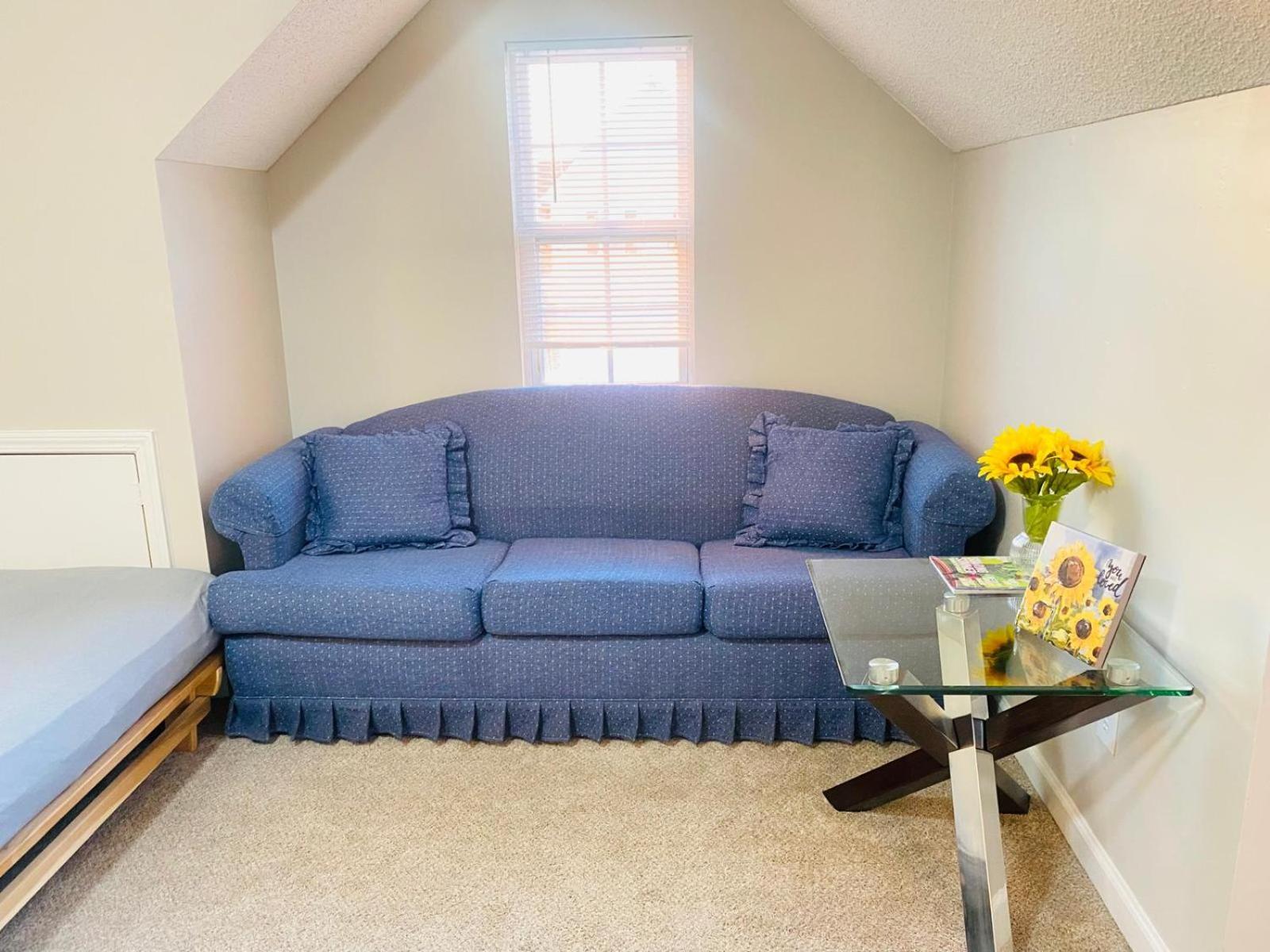 Private Room & Bathroom Close To Downtown Raleigh Exterior photo